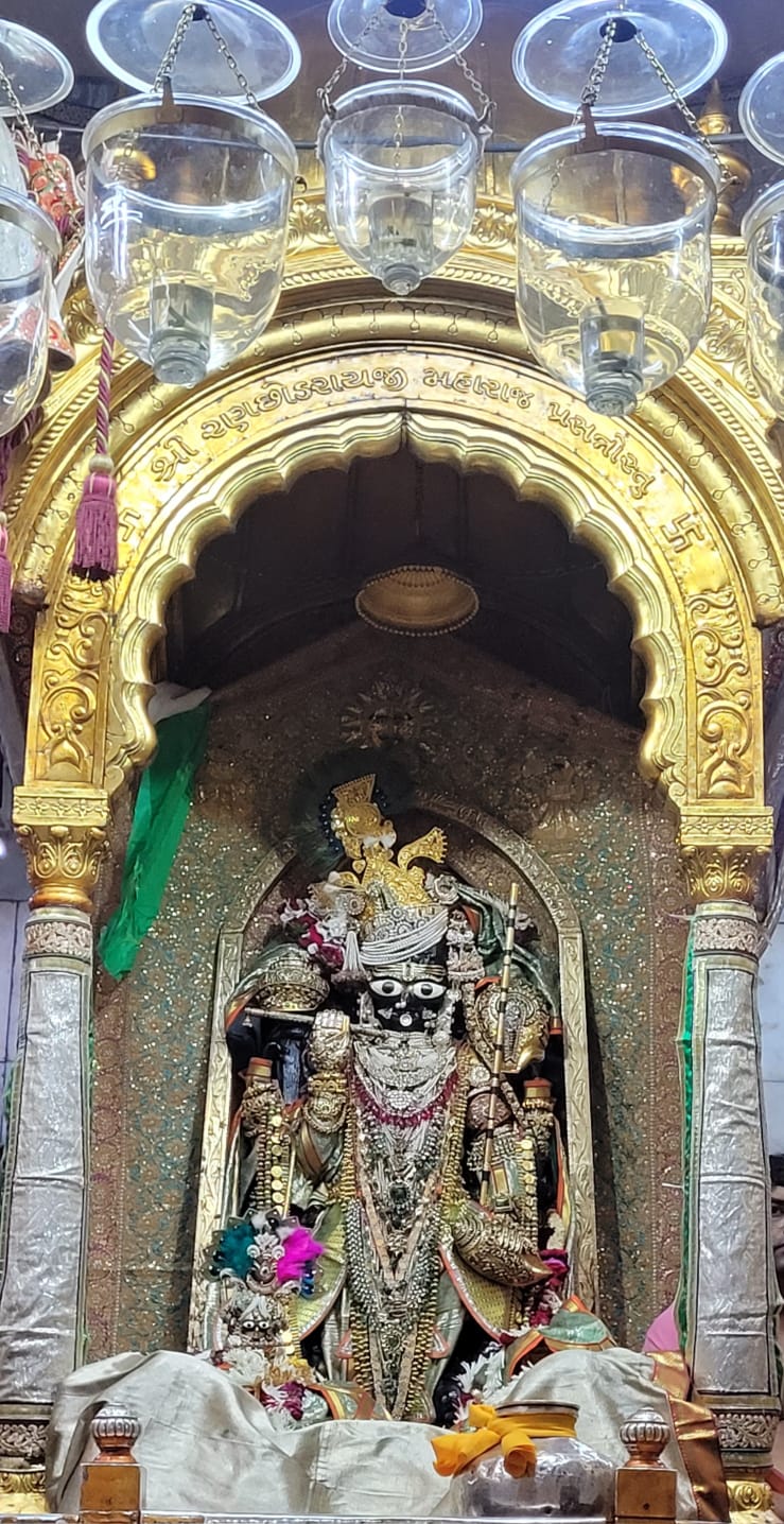 તારીખ ૧૦/૧૧/૨૦૨૩ ને શુક્રવાર ધનતેરસ ઉત્થાપન દર્શન